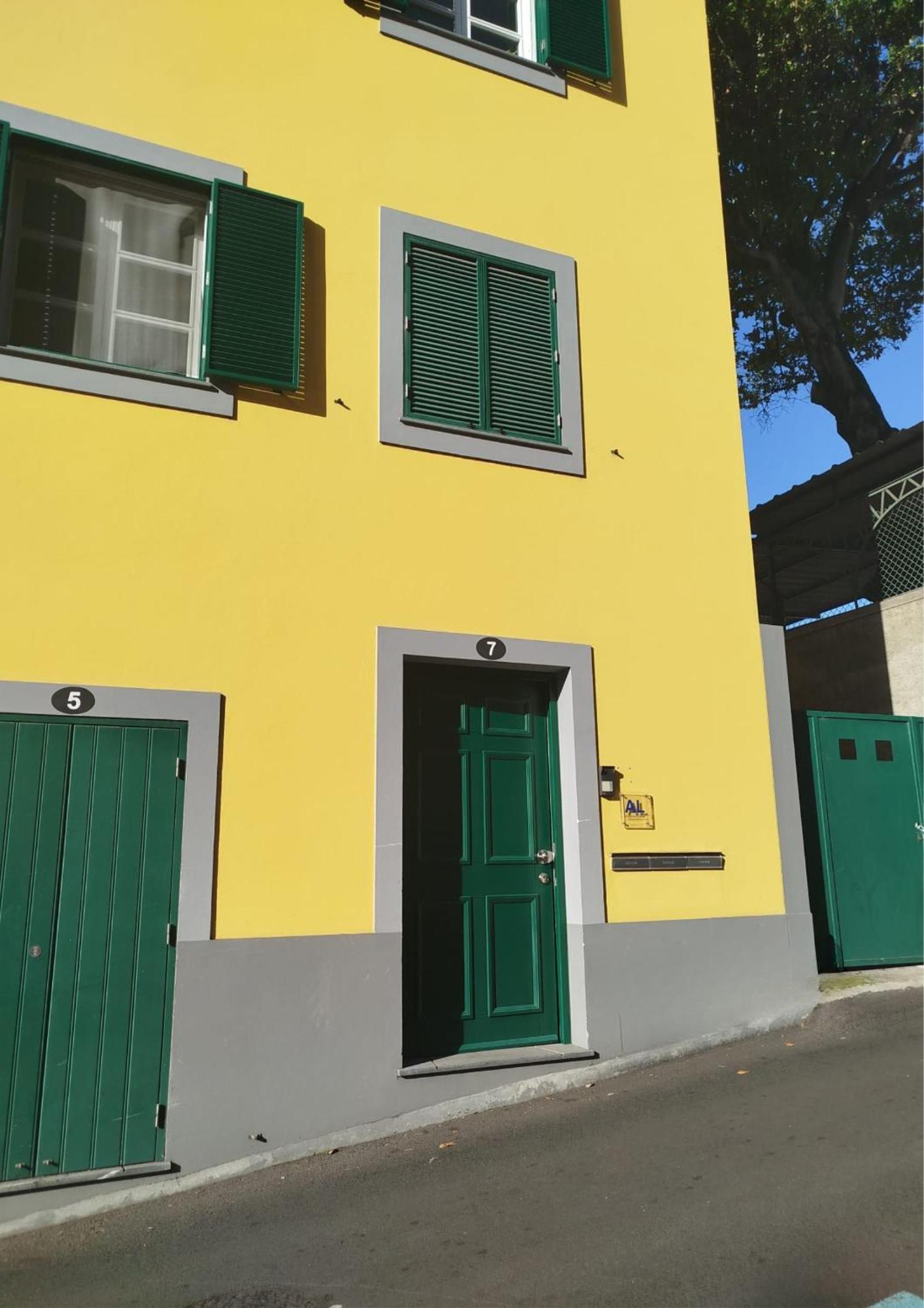 Seven Funchal Apartments Bagian luar foto
